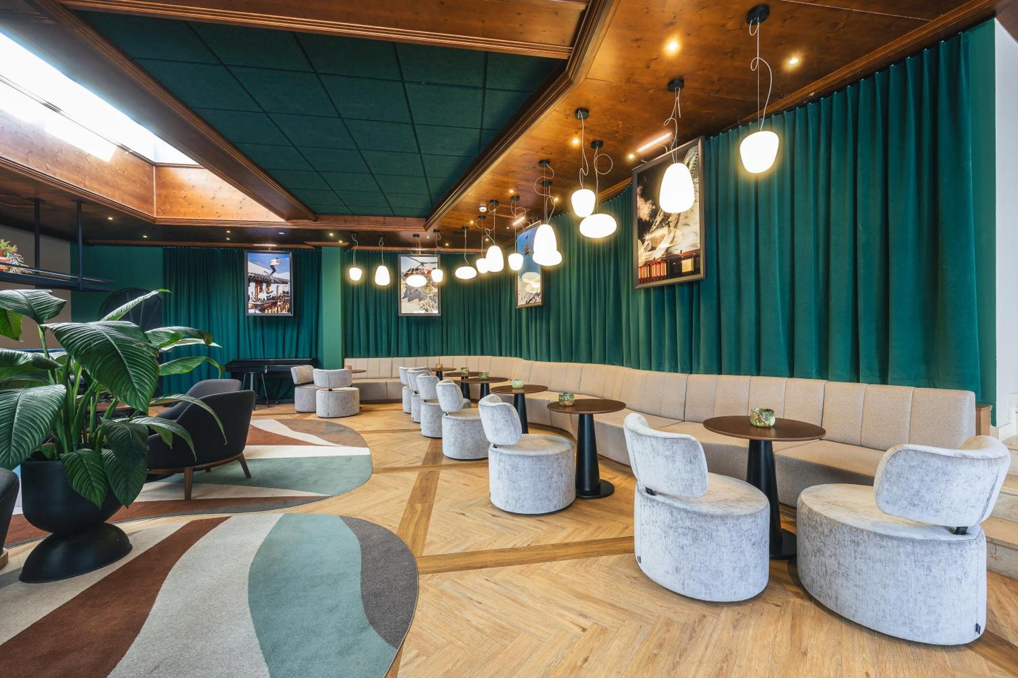 Hotel Neue Post Zell am See Bagian luar foto